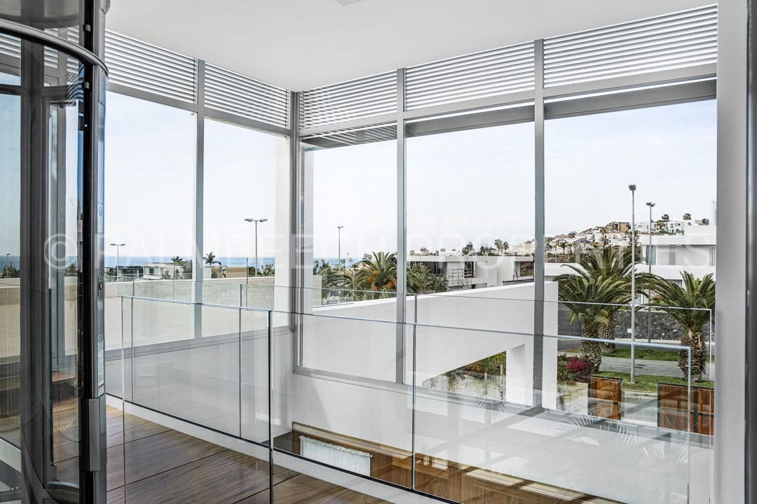 5 soveværelse Villa til salg i La Caleta Adeje med swimmingpool garage - € 6.150.000 (Ref: 6958633)