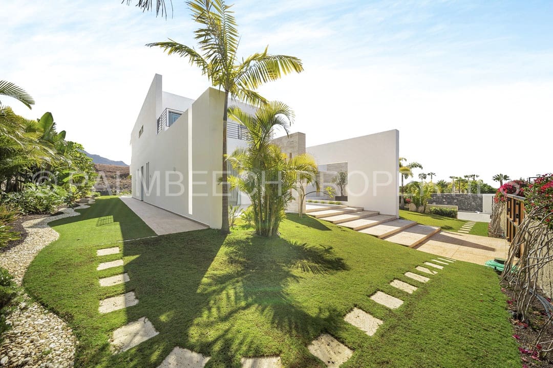 5 soveværelse Villa til salg i La Caleta Adeje med swimmingpool garage - € 6.150.000 (Ref: 6958633)