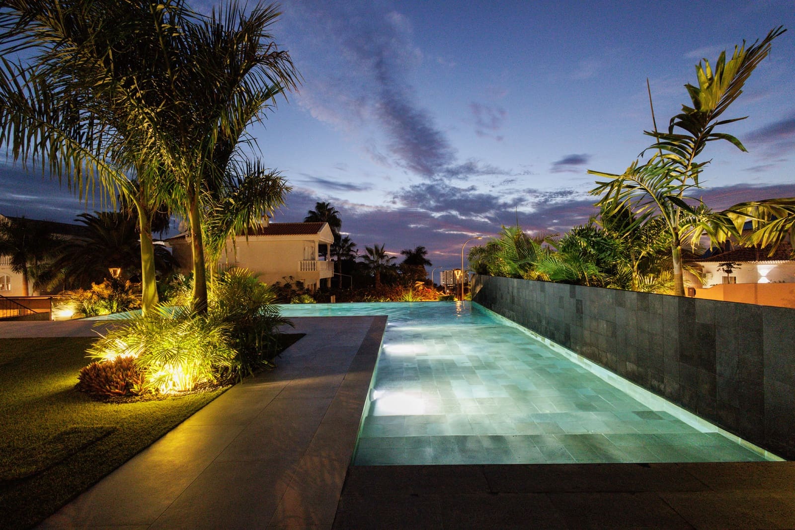 4 chambre Villa/Maison à vendre à Playa Paraiso avec piscine - 5 550 000 € (Ref: 6958665)