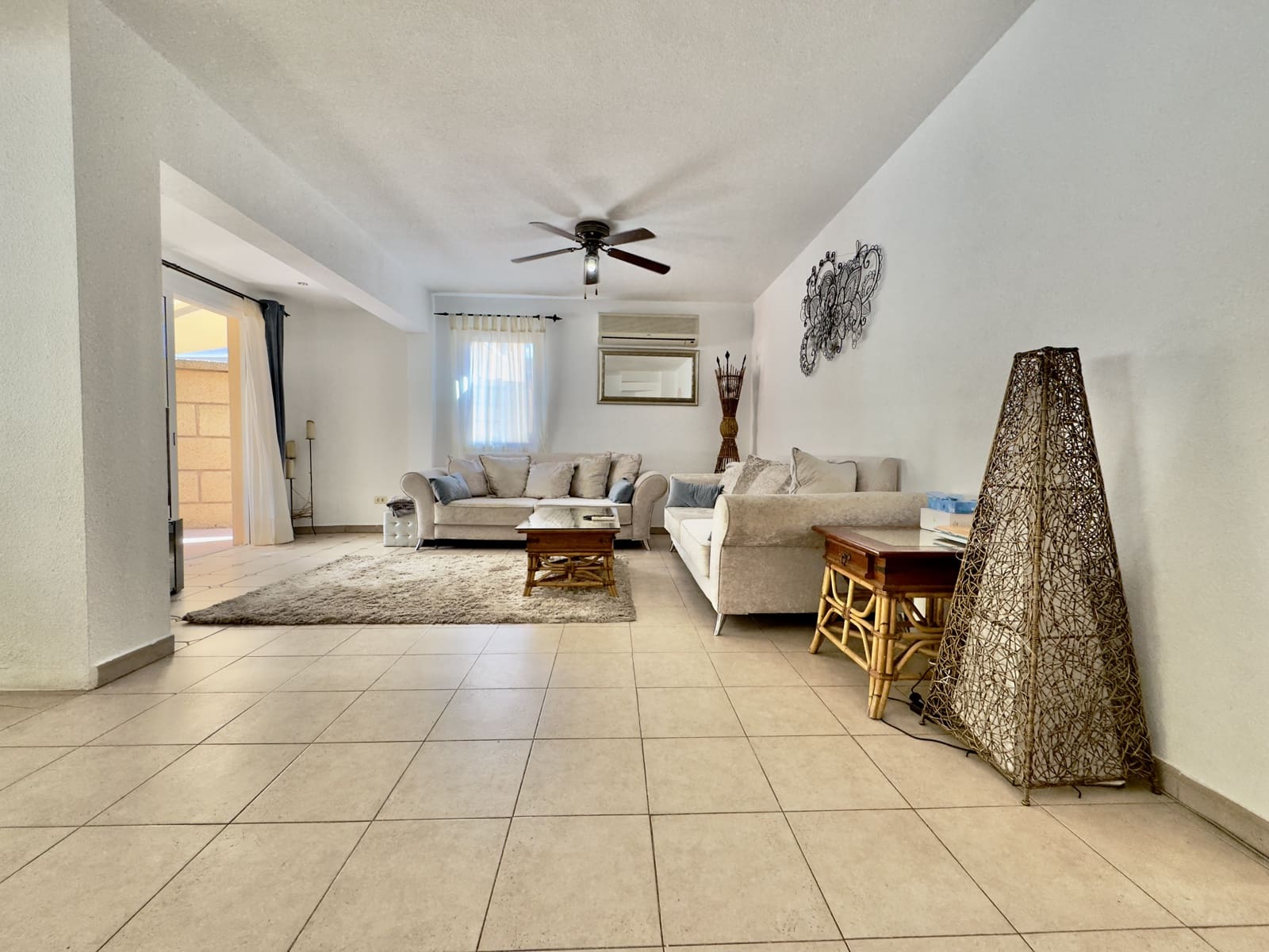 4 soveværelse Villa til salg i Costa Adeje - € 680.000 (Ref: 7877077)