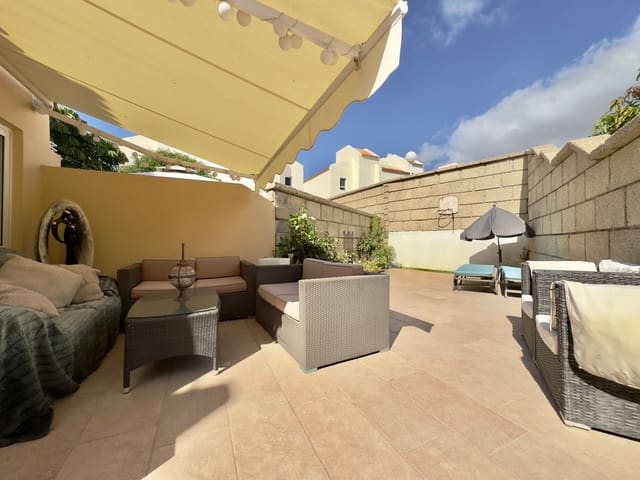 4 bedroom Villa for sale in Costa Adeje, Adeje - € 680,000 (Ref: 7877077)