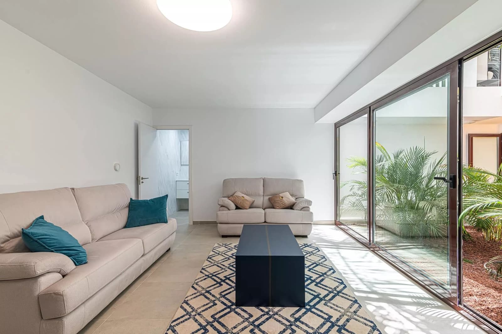 5 sypialnia Willa na sprzedaż w Costa Adeje z basenem garażem - 2 390 000 € (Ref: 8139472)