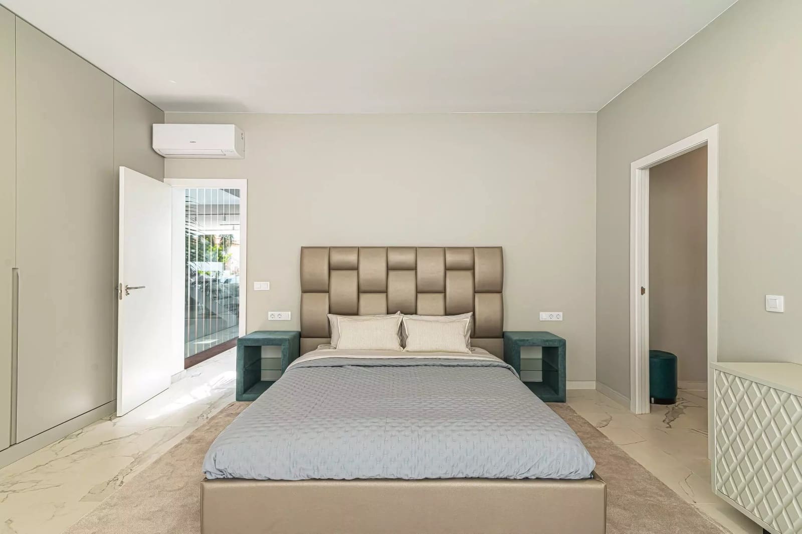 5 sypialnia Willa na sprzedaż w Costa Adeje z basenem garażem - 2 390 000 € (Ref: 8139472)