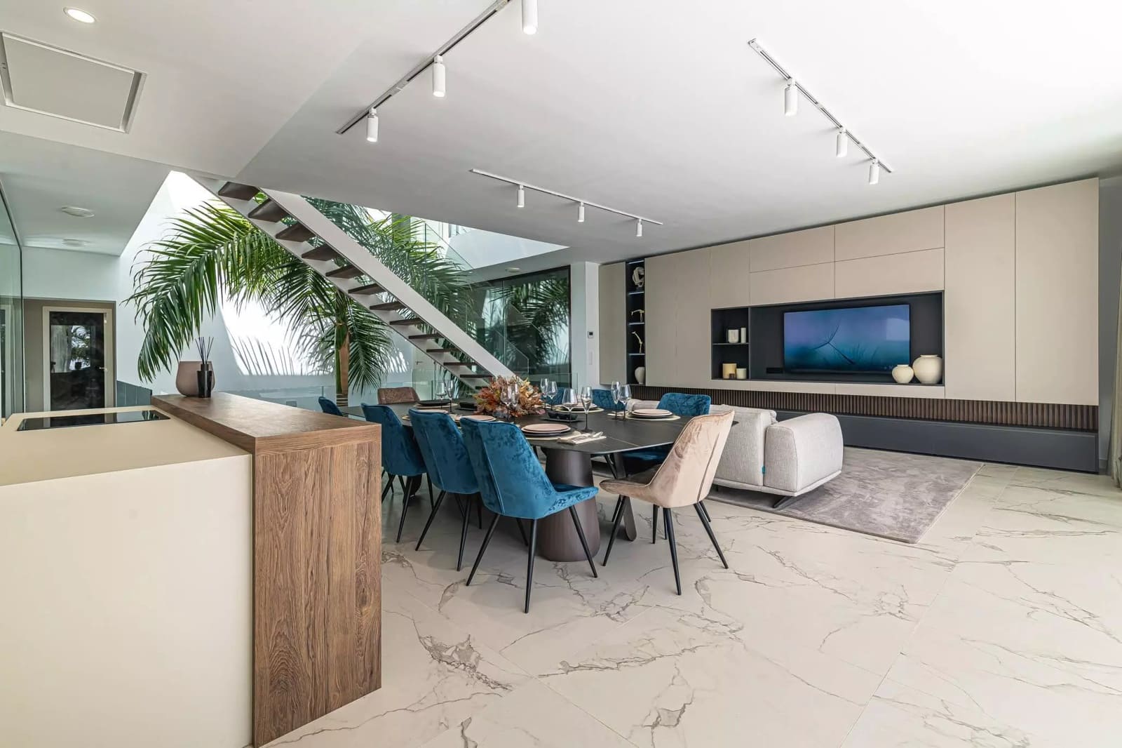 5 sypialnia Willa na sprzedaż w Costa Adeje z basenem garażem - 2 390 000 € (Ref: 8139472)