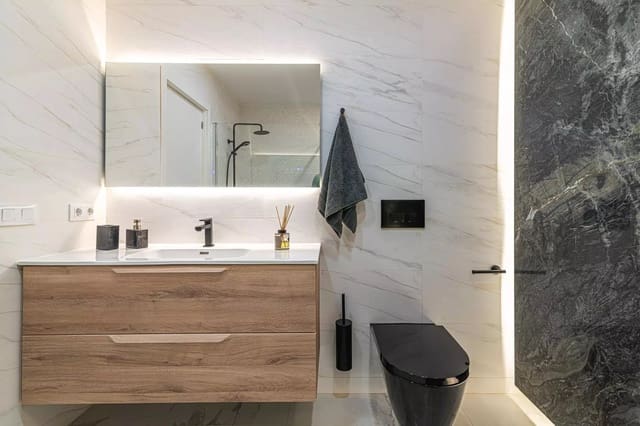 5 bedroom Villa for sale in Costa Adeje, Adeje with pool garage - € 2,390,000 (Ref: 8139472)