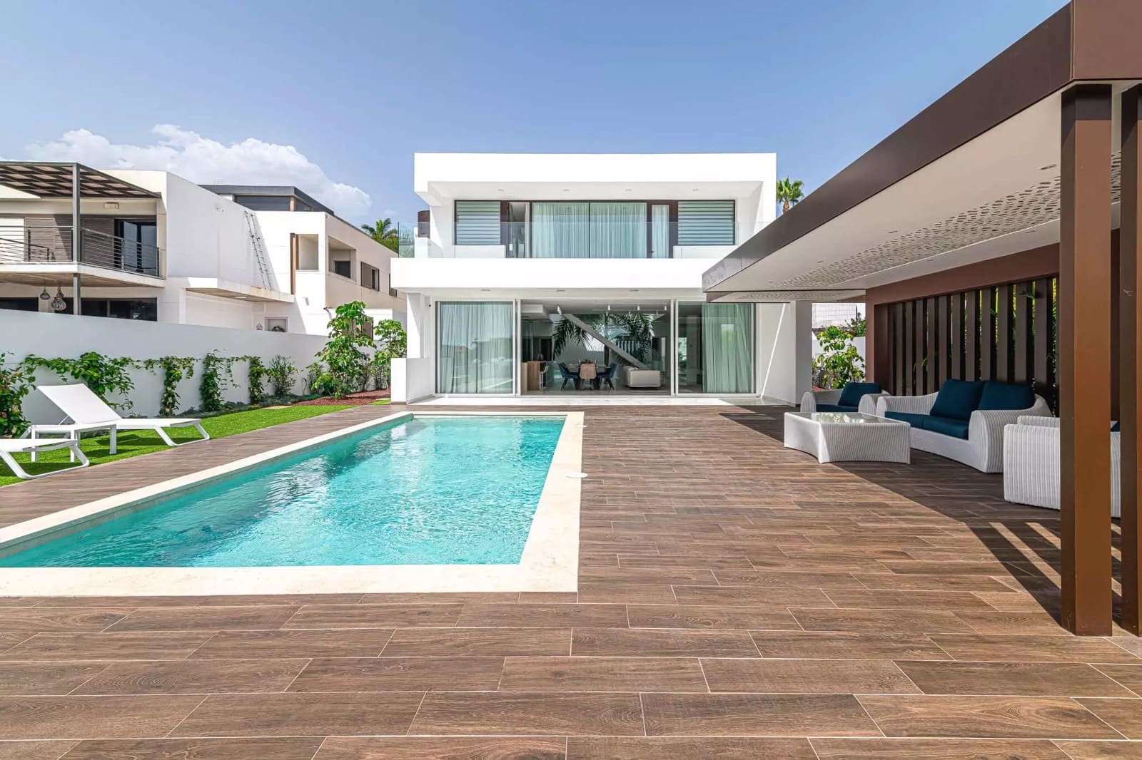 5 sypialnia Willa na sprzedaż w Costa Adeje z basenem garażem - 2 390 000 € (Ref: 8139472)