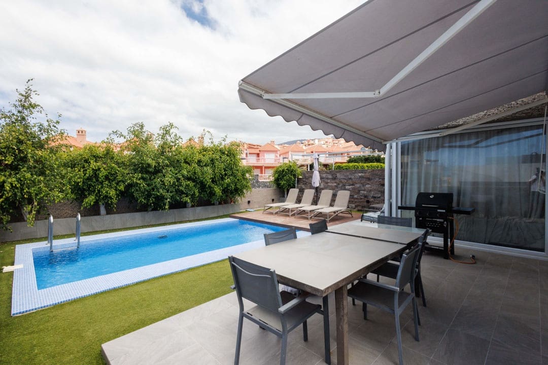 5 soverom Villa til salgs i Adeje med svømmebasseng garasje - € 2 995 000 (Ref: 8553552)