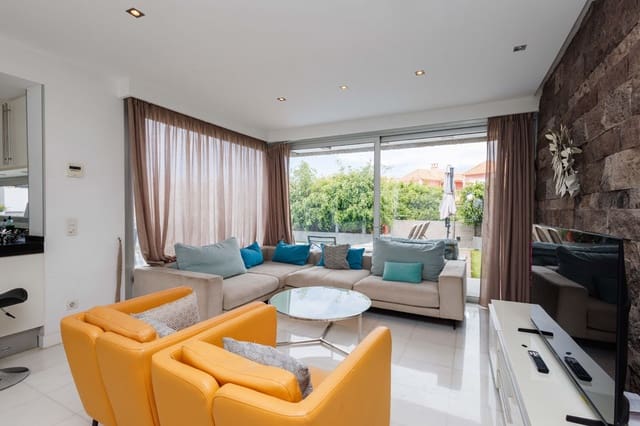 5 soverom Villa til salgs i Adeje med svømmebasseng garasje - € 2 995 000 (Ref: 8553552)