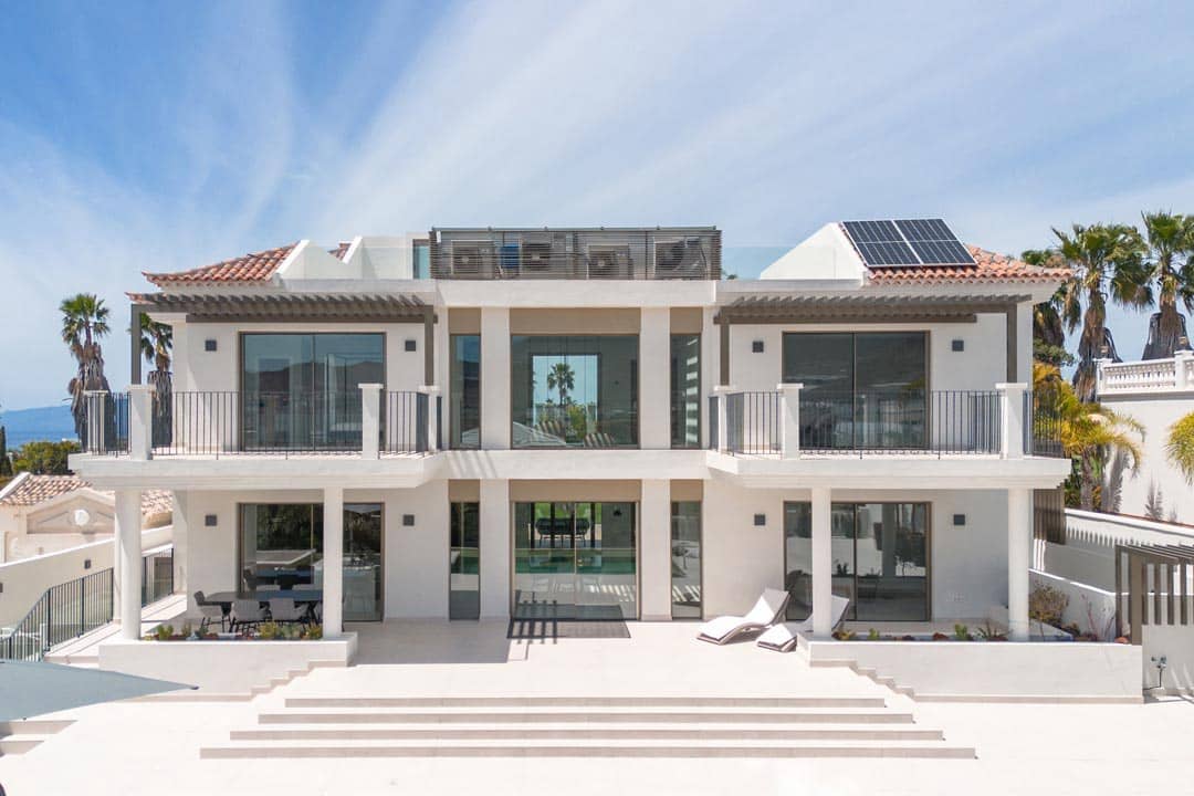 5 soveværelse Villa til salg i Costa Adeje med swimmingpool garage - € 4.750.000 (Ref: 9058427)