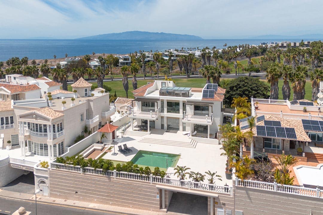 5 soveværelse Villa til salg i Costa Adeje med swimmingpool garage - € 4.750.000 (Ref: 9058427)