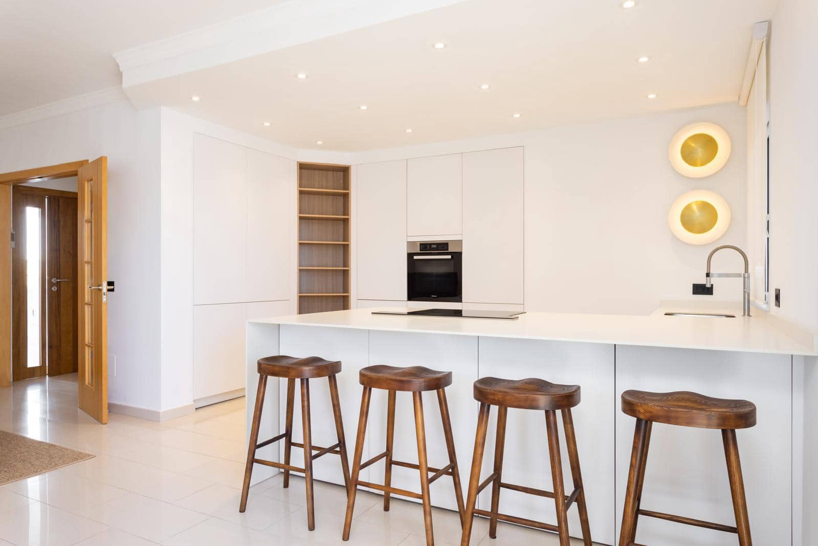 5 bedroom Villa for sale in Costa Adeje with pool garage - € 3,300,000 (Ref: 9058427)