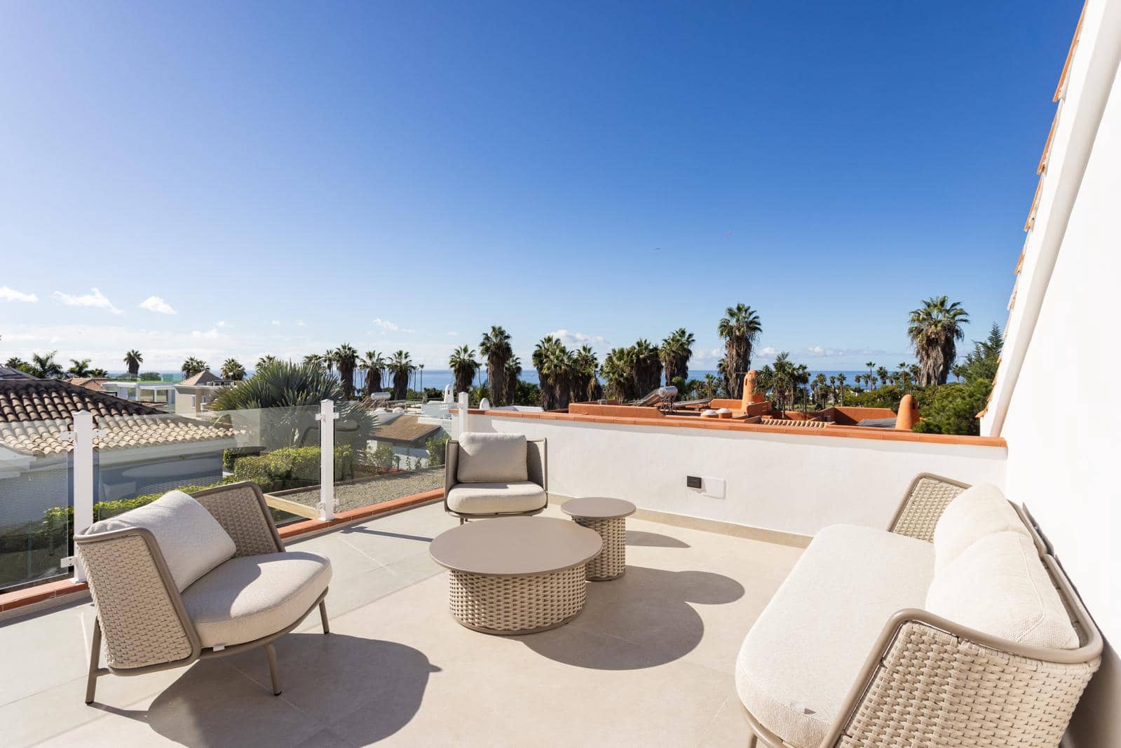 5 bedroom Villa for sale in Costa Adeje with pool garage - € 3,300,000 (Ref: 9058427)