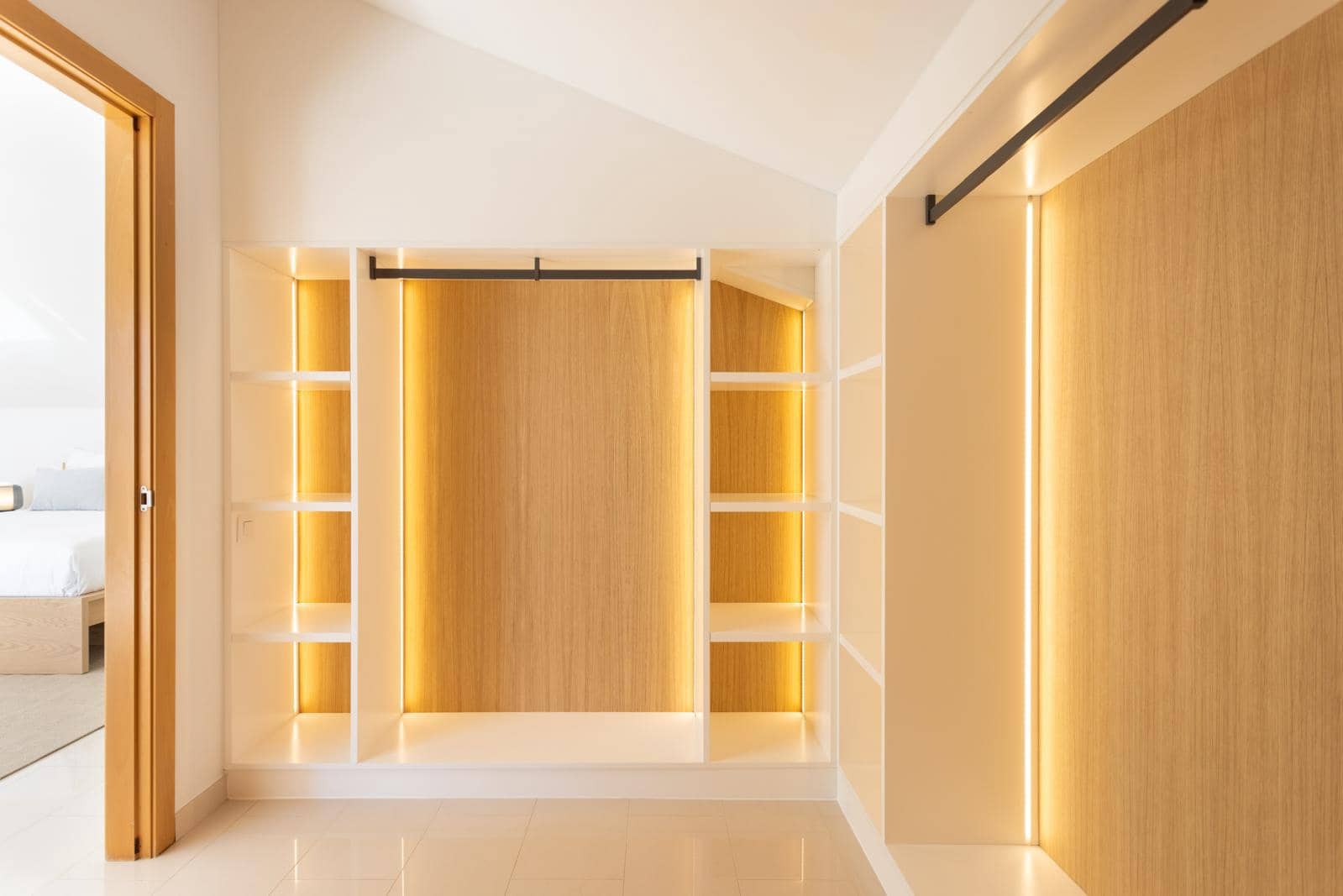 5 bedroom Villa for sale in Costa Adeje with pool garage - € 3,300,000 (Ref: 9058427)