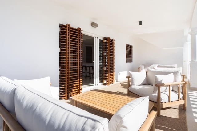 5 soveværelse Villa til salg i Costa Adeje, Adeje med swimmingpool garage - € 3.300.000 (Ref: 9058427)