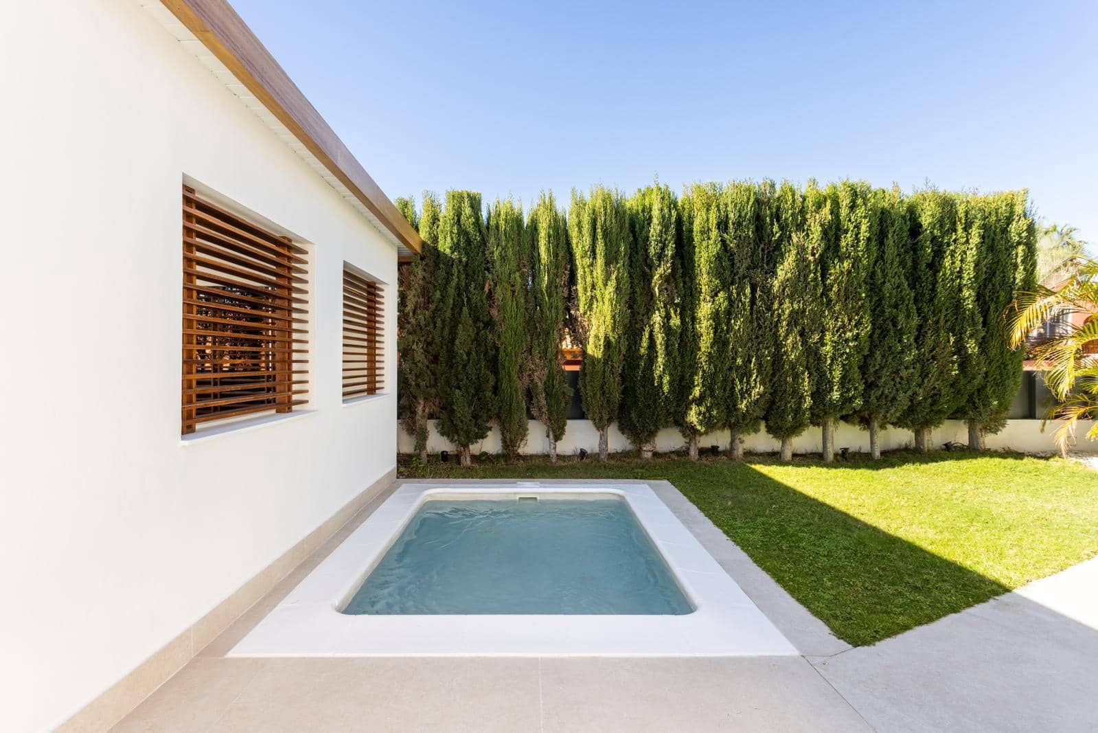 5 bedroom Villa for sale in Costa Adeje with pool garage - € 3,300,000 (Ref: 9058427)