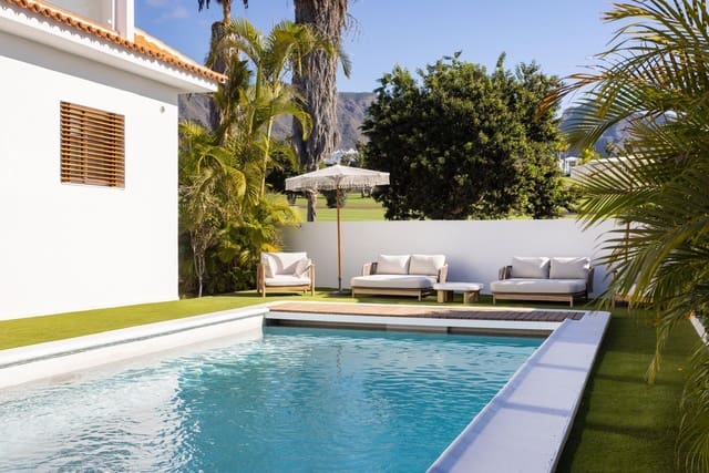 5 soveværelse Villa til salg i Costa Adeje, Adeje med swimmingpool garage - € 3.300.000 (Ref: 9058427)