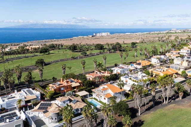 5 soveværelse Villa til salg i Costa Adeje, Adeje med swimmingpool garage - € 3.300.000 (Ref: 9058427)