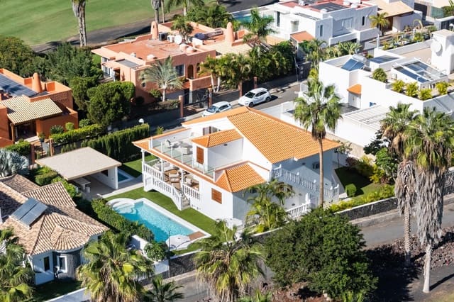 5 soveværelse Villa til salg i Costa Adeje, Adeje med swimmingpool garage - € 3.300.000 (Ref: 9058427)