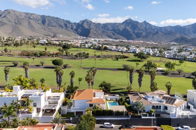 5 soveværelse Villa til salg i Costa Adeje, Adeje med swimmingpool garage - € 3.300.000 (Ref: 9058427)