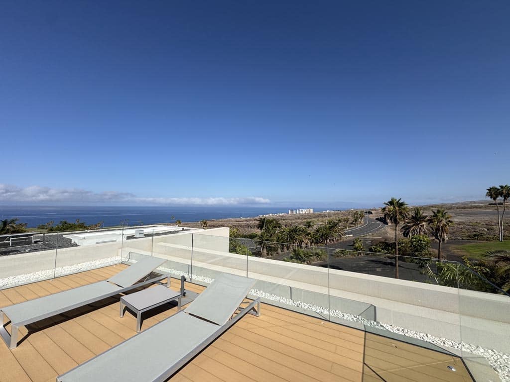 5 soveværelse Villa til salg i La Caleta Adeje med swimmingpool garage - € 3.950.000 (Ref: 9112602)