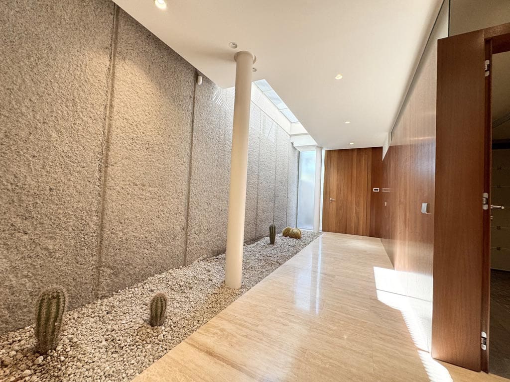 5 soveværelse Villa til salg i La Caleta Adeje med swimmingpool garage - € 3.950.000 (Ref: 9112602)