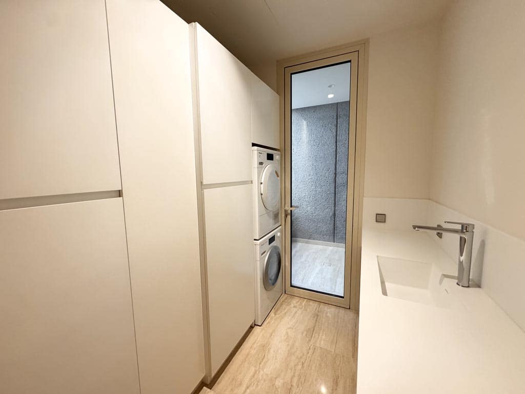 5 soveværelse Villa til salg i La Caleta Adeje med swimmingpool garage - € 3.950.000 (Ref: 9112602)