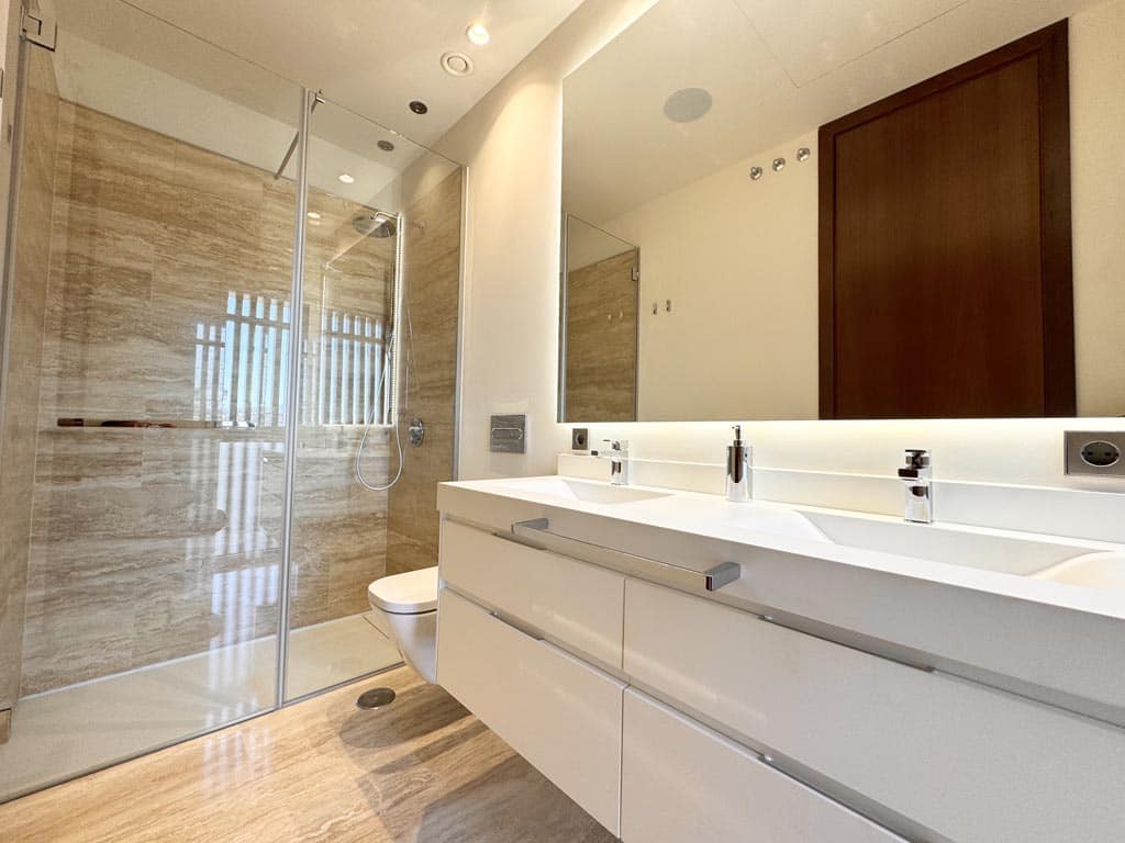 5 soveværelse Villa til salg i La Caleta Adeje med swimmingpool garage - € 3.950.000 (Ref: 9112602)