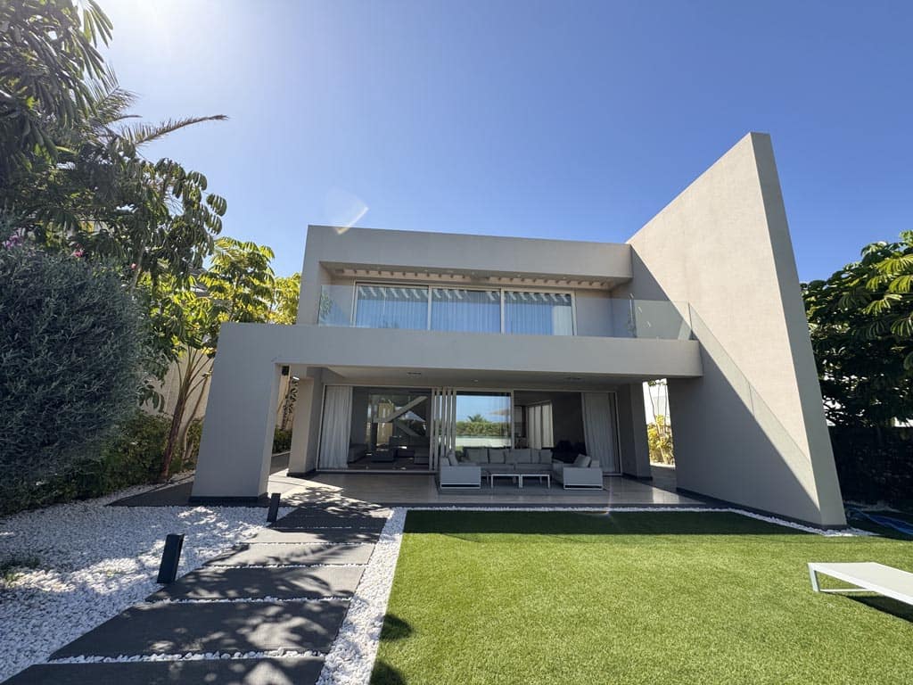 5 soveværelse Villa til salg i La Caleta Adeje med swimmingpool garage - € 3.950.000 (Ref: 9112602)