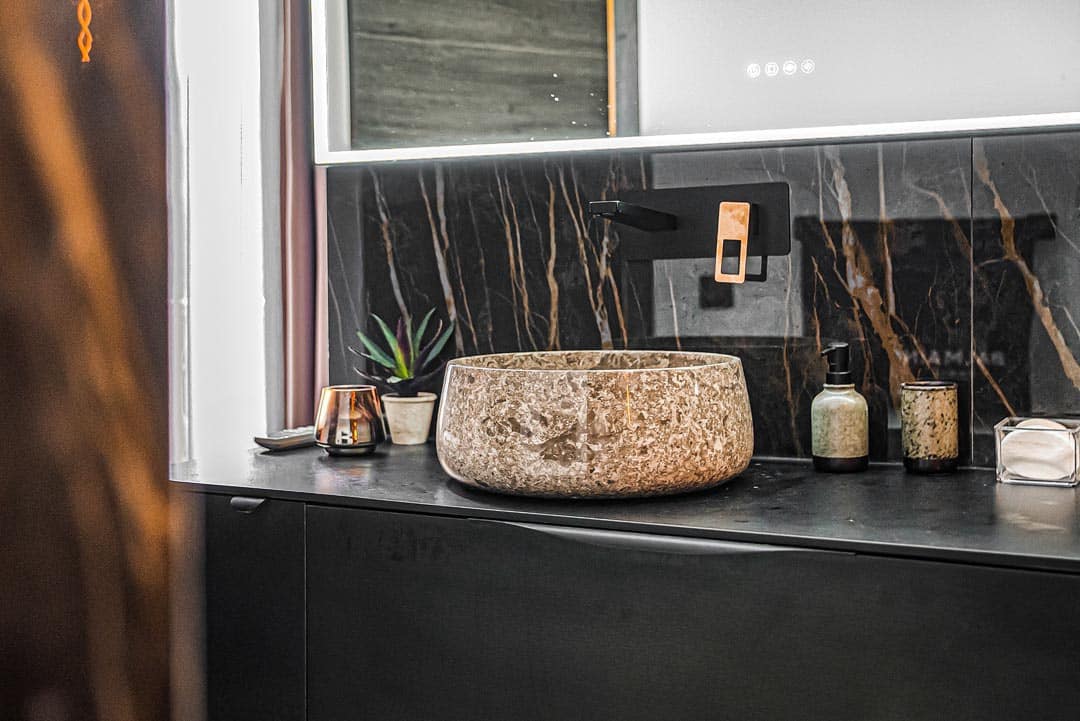 4 bedroom Townhouse for sale in Playa del Duque with pool garage - € 1,495,000 (Ref: 9413749)