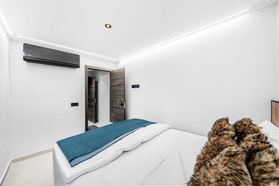 4 bedroom Townhouse for sale in Playa del Duque with pool garage - € 1,495,000 (Ref: 9413749)