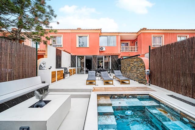 4 bedroom Townhouse for sale in Playa del Duque, Adeje with pool garage - € 1,495,000 (Ref: 9413749)
