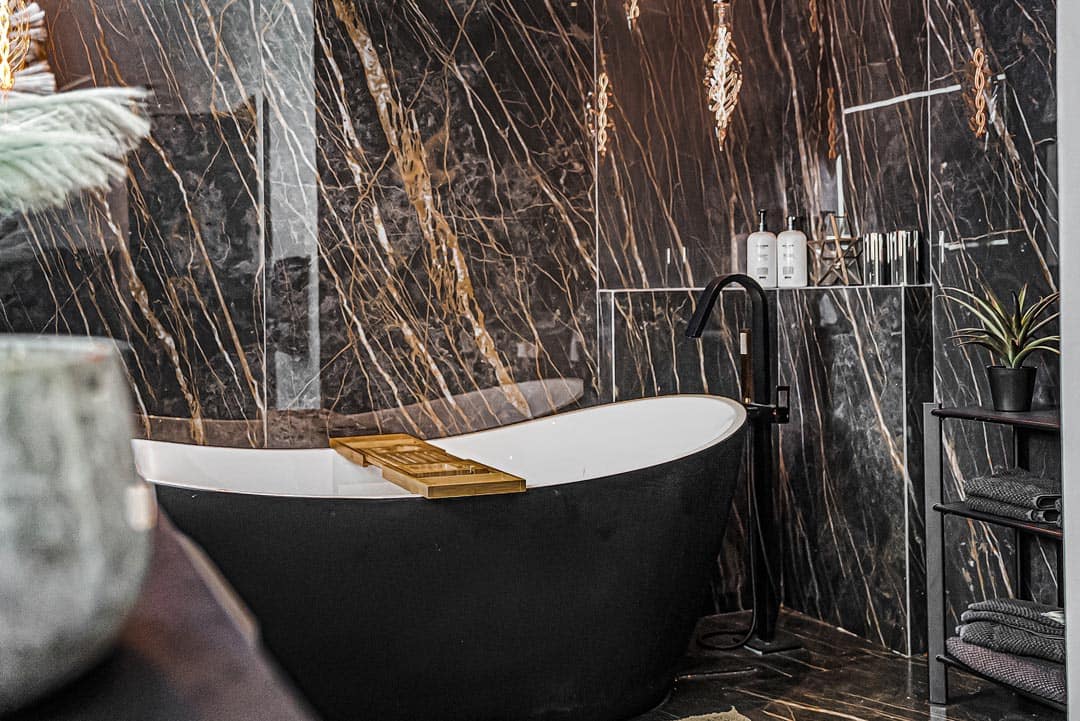 4 bedroom Townhouse for sale in Playa del Duque with pool garage - € 1,495,000 (Ref: 9413749)