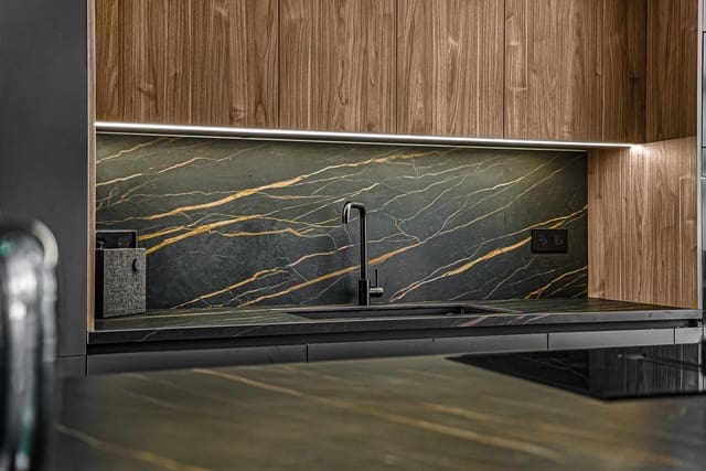 4 bedroom Townhouse for sale in Playa del Duque, Adeje with pool garage - € 1,495,000 (Ref: 9413749)