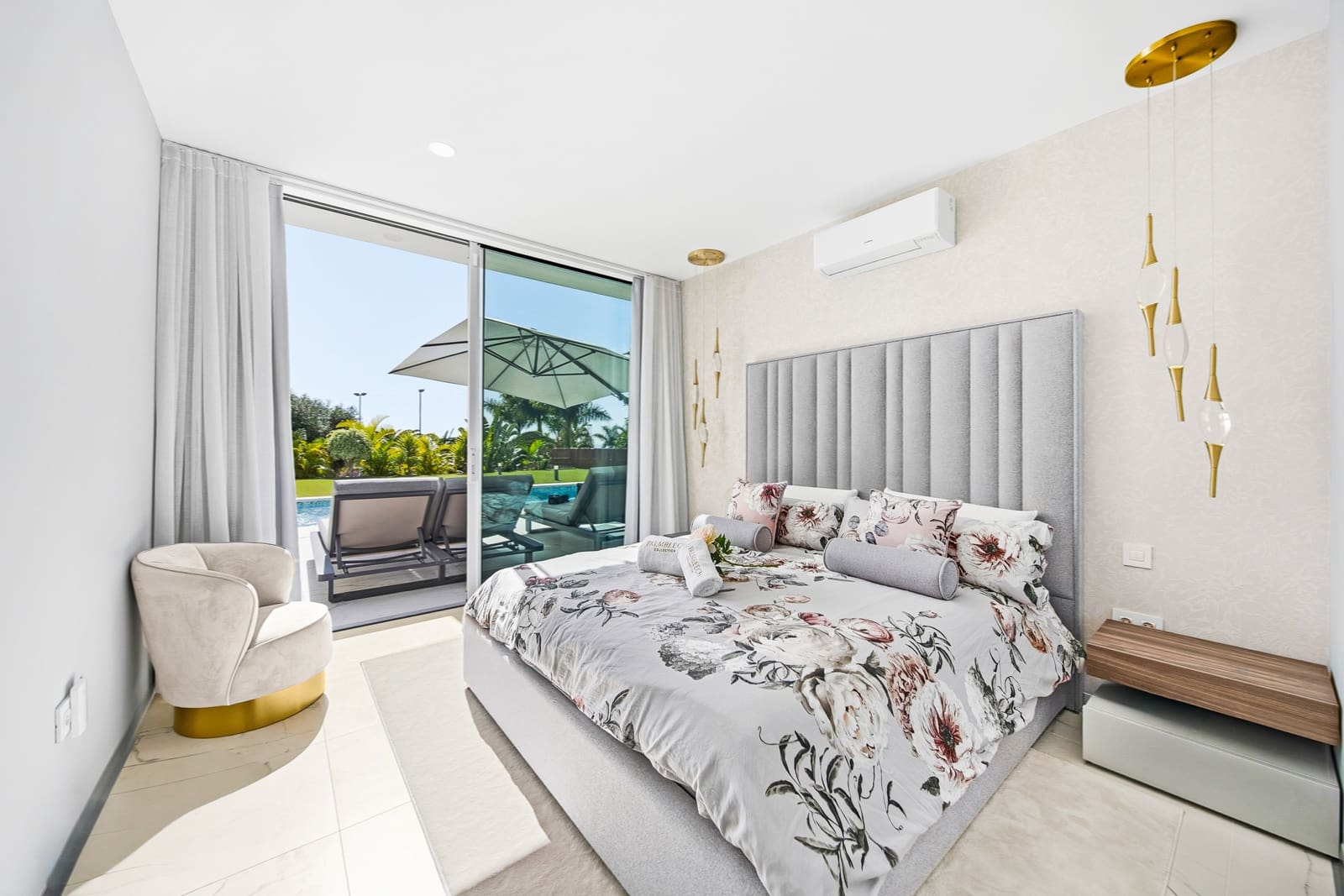 4 Zimmer Ferienvilla in Costa Adeje mit Pool Garage - 8.000 € (Ref: 9603667)