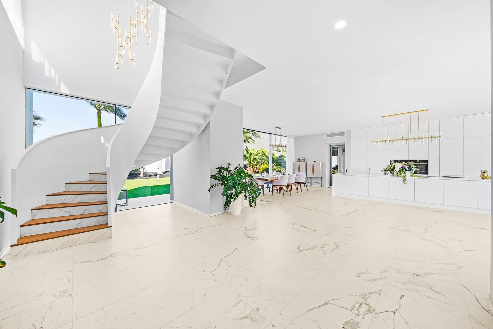 4 Zimmer Ferienvilla in Costa Adeje mit Pool Garage - 8.000 € (Ref: 9603667)