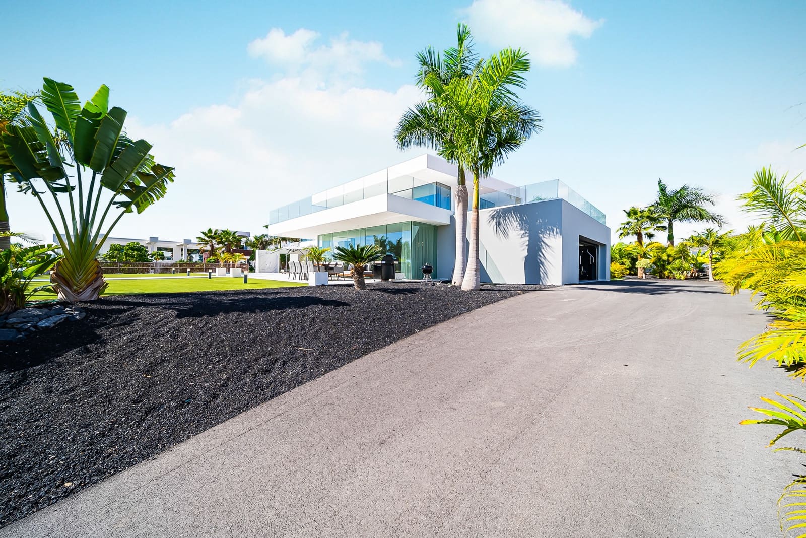 4 Zimmer Ferienvilla in Costa Adeje mit Pool Garage - 8.000 € (Ref: 9603667)