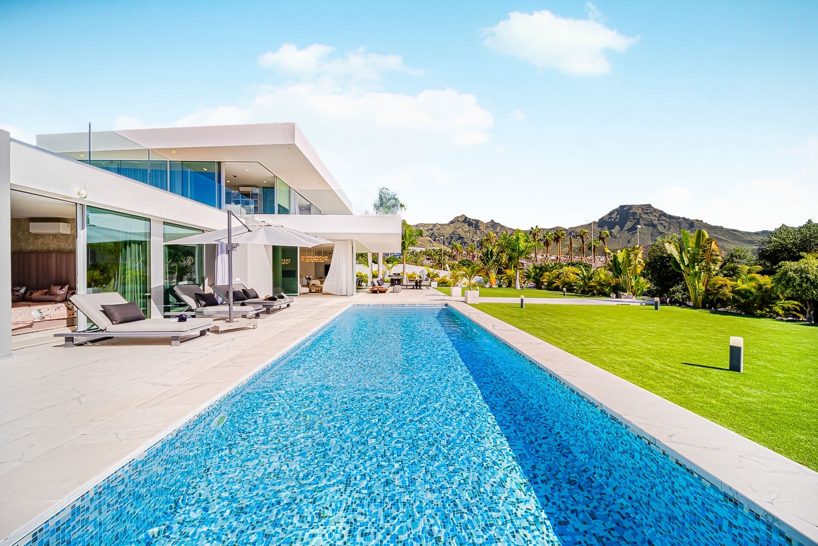 4 Zimmer Ferienvilla in Costa Adeje mit Pool Garage - 8.000 € (Ref: 9603667)