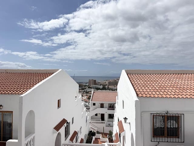 2 slaapkamer Appartement te koop in Los Cristianos, Arona - € 395.000 (Ref: 9679186)