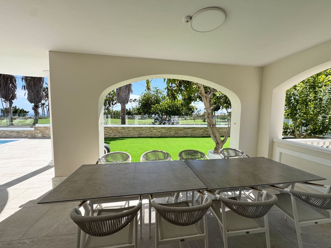 Villa for sale in Costa Adeje - € 3,500,000 (Ref: 9834522)