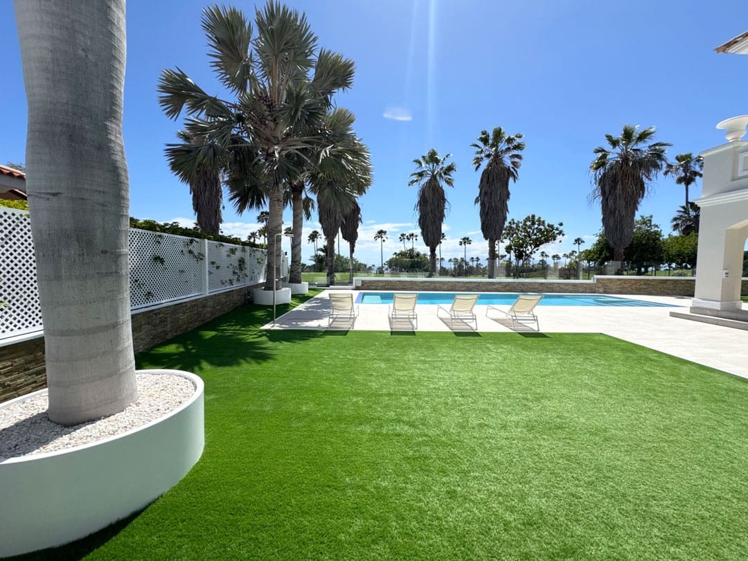 Villa for sale in Costa Adeje - € 3,500,000 (Ref: 9834522)