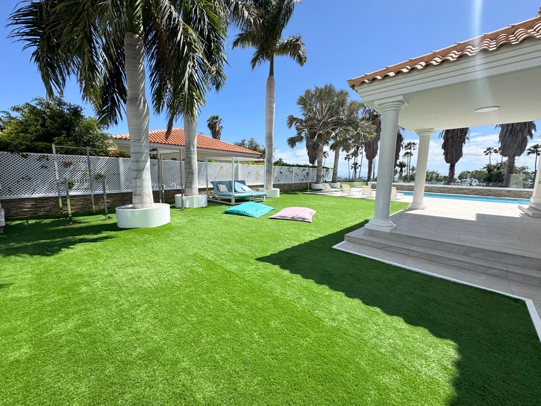 Villa for sale in Costa Adeje - € 3,500,000 (Ref: 9834522)