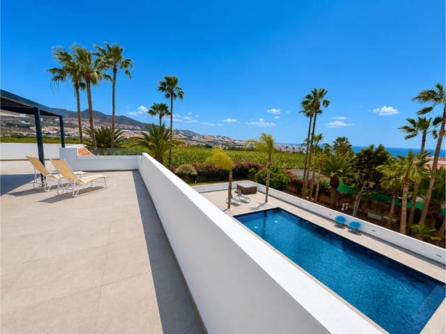5 quarto Moradia para venda em Playa del Duque, Adeje com piscina garagem - 4 750 000 € (Ref: 9834641)