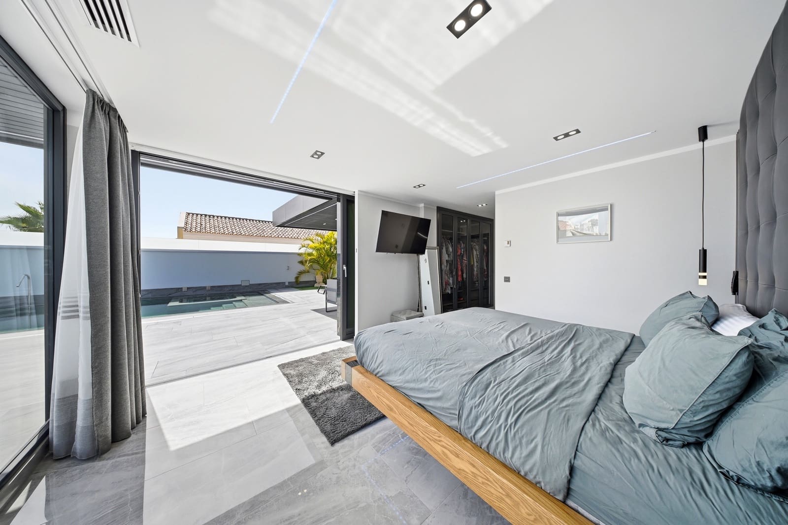 3 sypialnia Willa na sprzedaż w Costa Adeje z basenem - 2 195 000 € (Ref: 9879839)