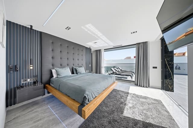 3 Zimmer Villa zu verkaufen in Playa de Fañabé Alto, Adeje mit Pool Garage - 2.195.000 € (Ref: 9879839)