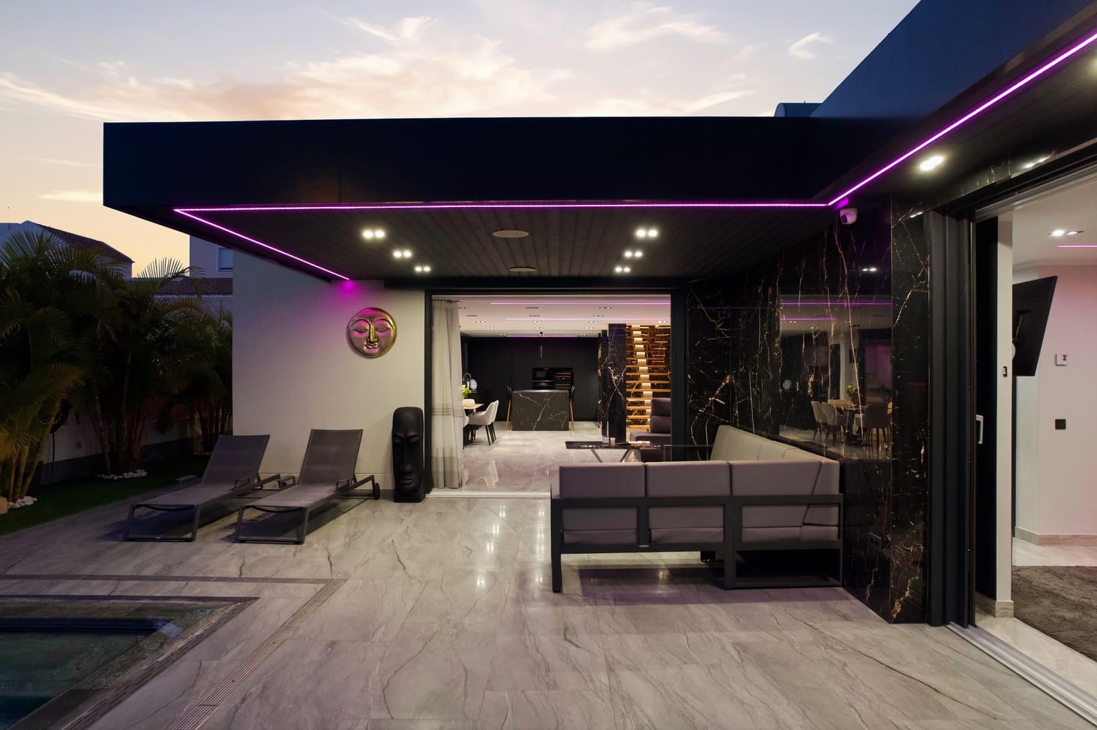 3 sypialnia Willa na sprzedaż w Costa Adeje z basenem - 2 195 000 € (Ref: 9879839)