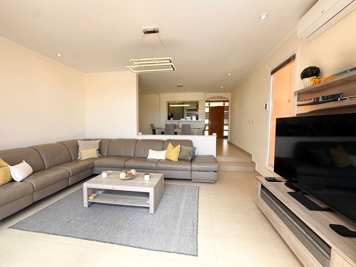 3 bedroom Villa for sale in Costa Adeje with pool garage - € 1,495,000 (Ref: 9895457)
