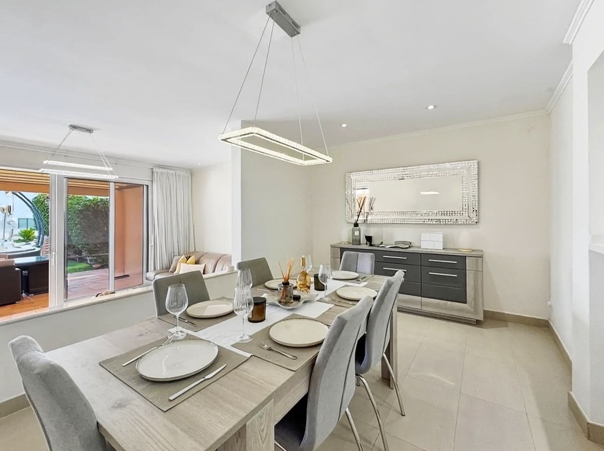 3 bedroom Villa for sale in Costa Adeje with pool garage - € 1,495,000 (Ref: 9895457)