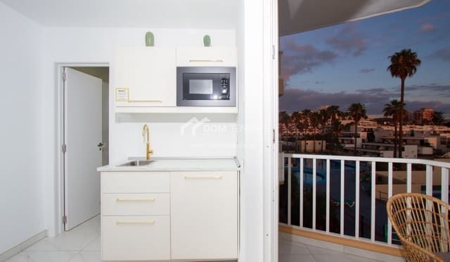 2 soverom Leilighet til salgs i Playa de las Americas, Arona med svømmebasseng - € 395 000 (Ref: 10004926)