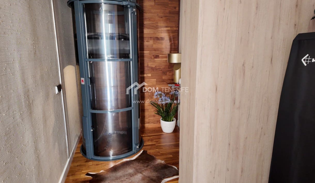 Ático de 4 habitaciones en Palm-Mar en venta con piscina garaje - 745.000 € (Ref: 10026632)