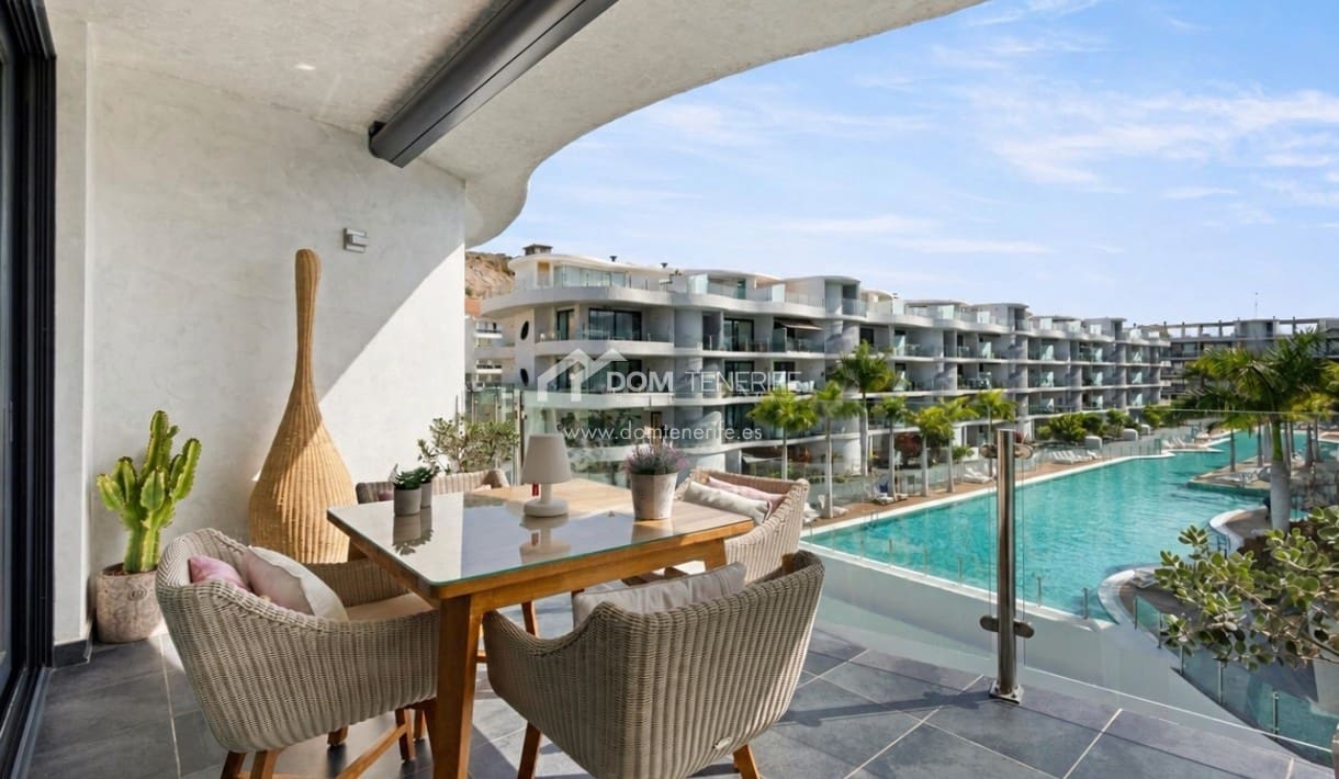 Ático de 4 habitaciones en Palm-Mar en venta con piscina garaje - 745.000 € (Ref: 10026632)